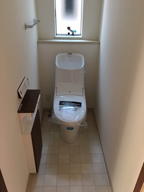 2F-toilet