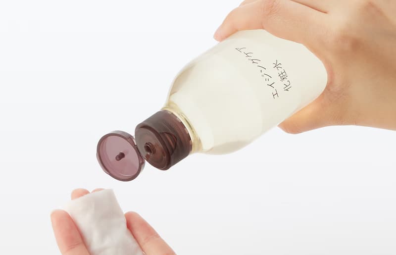 エイジングケア化粧水使用時