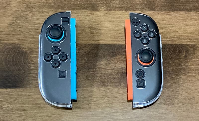 保護ケースをつけたジョイコン