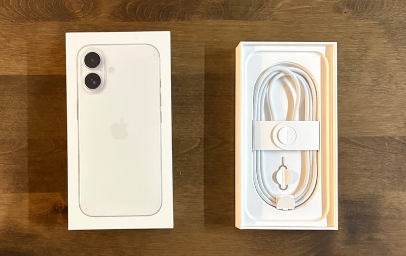 外箱とケーブル